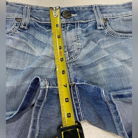 BKE Starlite Low Rise Denim Shorts 26 Stretch Distressed Embroidered EUC - Picture 9 of 12